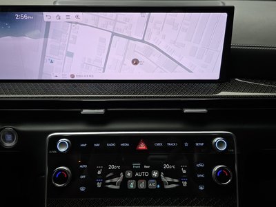 2023 Genesis GV80 COUPE thumbnail 27
