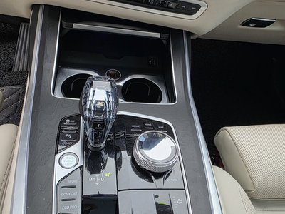 صورة 9 لـ 2021 BMW X7