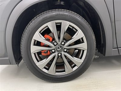 صورة 3 لـ 2024 Lexus UX