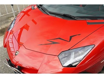 LAMBORGHINI AVENTADOR - 10