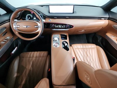 صورة 5 لـ 2021 Genesis GV70