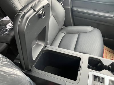 صورة مصغرة 21 لـ 2025 Toyota LAND CRUISER 250