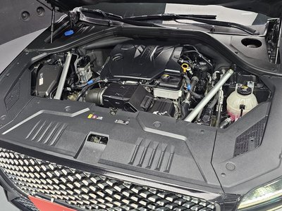 صورة 7 لـ 2023 Genesis GV70