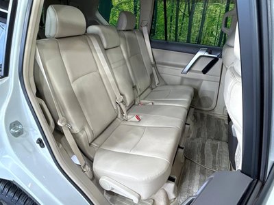 TOYOTA LAND CRUISER PRADO - 9