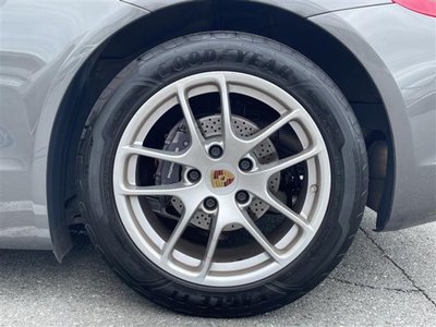 2015 Porsche CAYMAN thumbnail 39