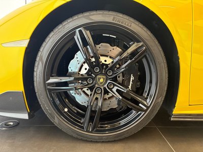 صورة 3 لـ 2020 Lamborghini HURACAN