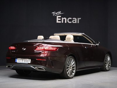 MERCEDES-BENZ E-CLASS - 4