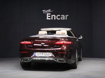 MERCEDES-BENZ E-CLASS - 3