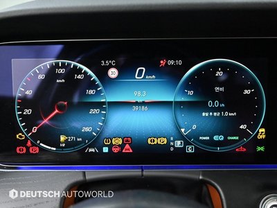 MERCEDES-BENZ CLS - 8