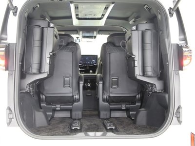 صورة مصغرة 32 لـ 2024 Toyota VELLFIRE
