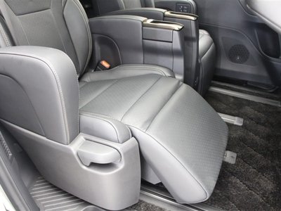 صورة مصغرة 35 لـ 2024 Toyota VELLFIRE