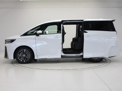 صورة مصغرة 17 لـ 2024 Toyota VELLFIRE