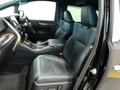 2022 Toyota ALPHARD photo 6