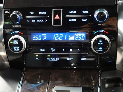 2022 Toyota ALPHARD thumbnail 23