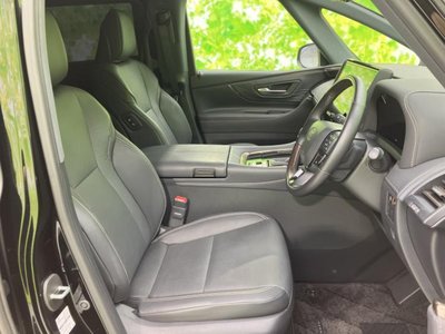 TOYOTA ALPHARD - 4