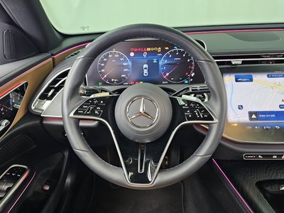 2025 Mercedes-BENZ E-CLASS — миниатюра 19