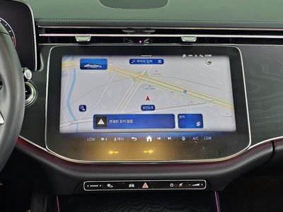 2025 Mercedes-BENZ E-CLASS — миниатюра 20