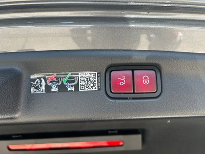 MERCEDES-BENZ C-CLASS - 9