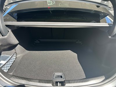 MERCEDES-BENZ C-CLASS - 8