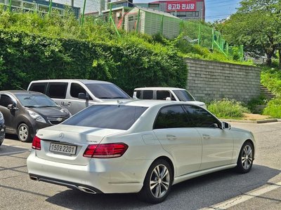 صورة 3 لـ 2015 Mercedes-BENZ E-CLASS