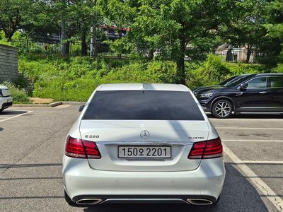 صورة 6 لـ 2015 Mercedes-BENZ E-CLASS