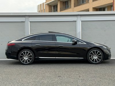 MERCEDES-BENZ EQS - 10