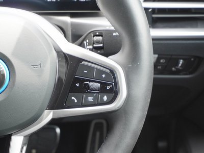 2025 BMW I4 thumbnail 11