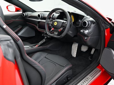 صورة 3 لـ 2022 Ferrari PORTOFINO M