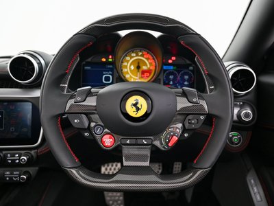 صورة 10 لـ 2022 Ferrari PORTOFINO M