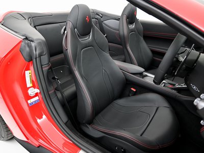 صورة 4 لـ 2022 Ferrari PORTOFINO M