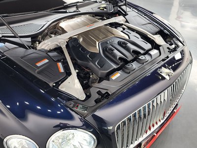 BENTLEY FLYING SPUR - 7