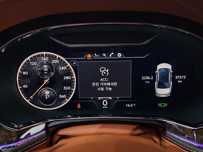 BENTLEY FLYING SPUR - 8