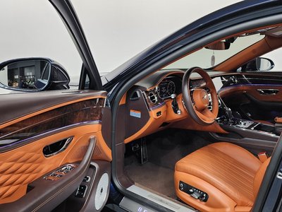 BENTLEY FLYING SPUR - 10