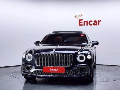 BENTLEY FLYING SPUR - 2