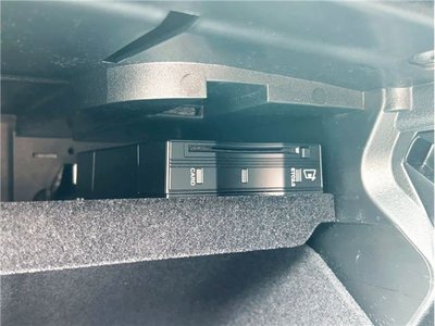 MERCEDES-BENZ GLC - 10