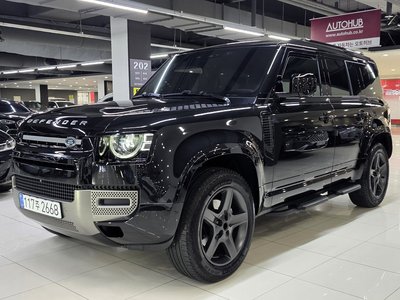 LAND ROVER DEFENDER - 4