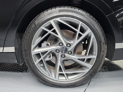 2022 Genesis G90 (RS4) 照片 8