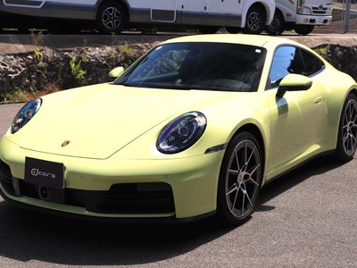 PORSCHE 911 - 9