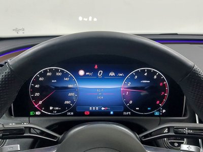 MERCEDES-BENZ E-CLASS - 8