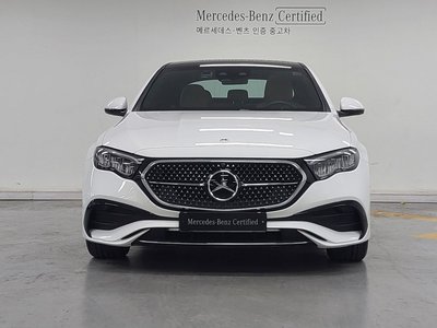 MERCEDES-BENZ E-CLASS - 2