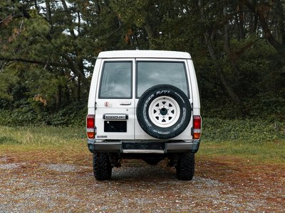 TOYOTA LAND CRUISER 70 - 6