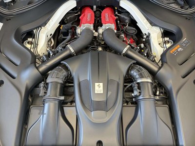 2025 Ferrari ROMA SPIDER — миниатюра 19