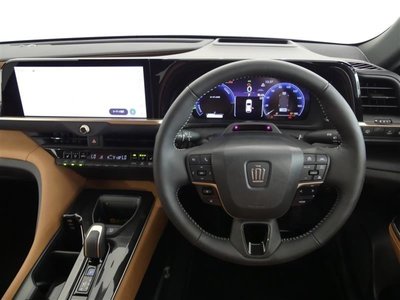 TOYOTA CROWN SPORT - 2