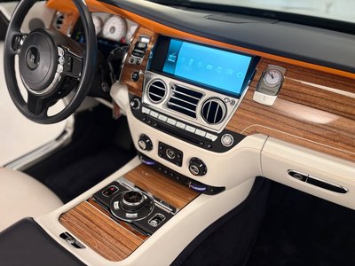 2016 ROLLS-ROYCE DAWN thumbnail 35