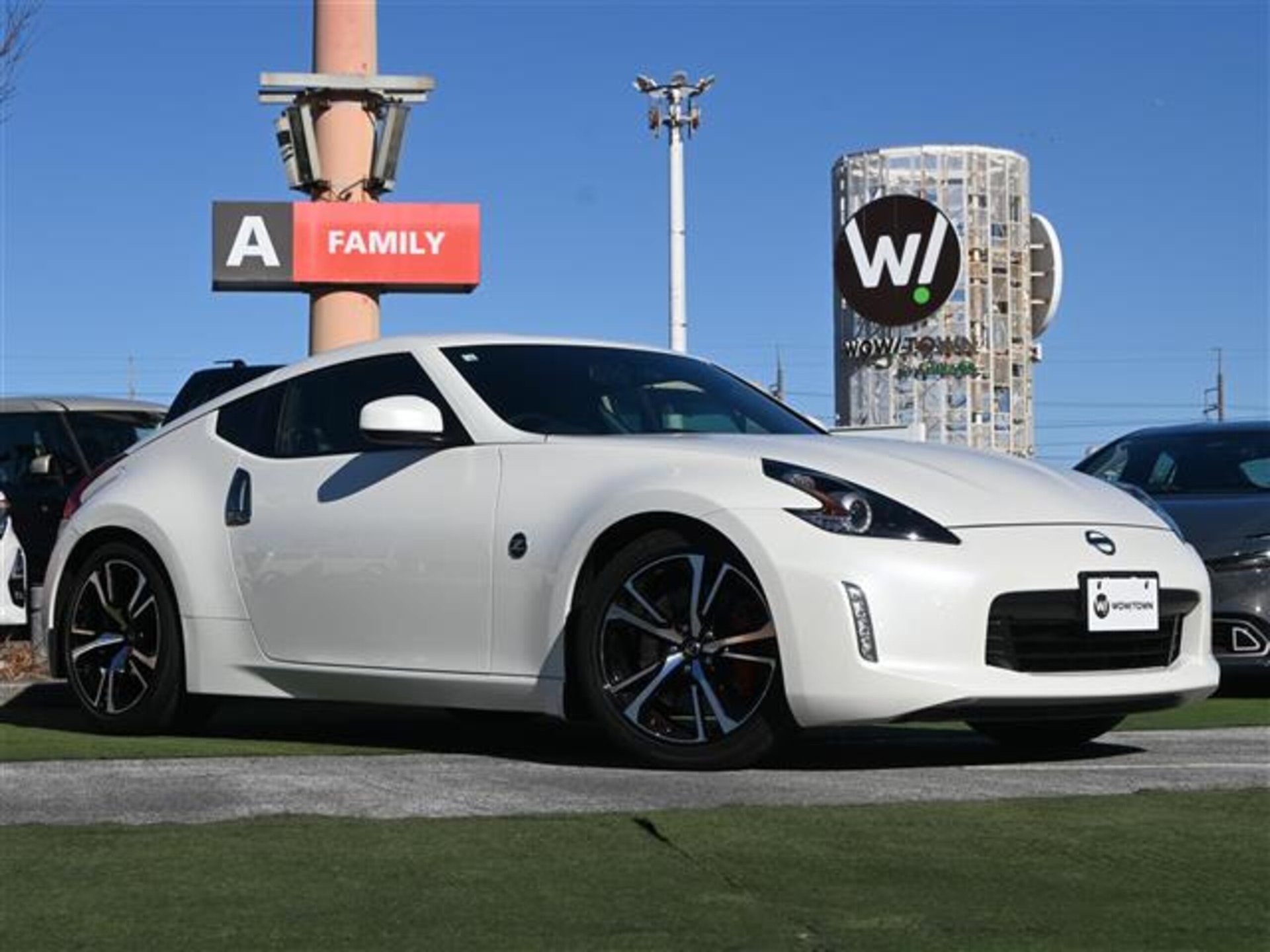 NISSAN FAIRLADY Z - View 1