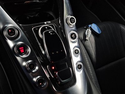 MERCEDES-BENZ GT AMG - 9