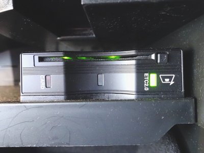 MERCEDES-BENZ GLC - 10