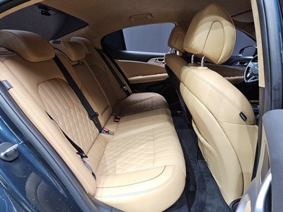 2022 Genesis THE NEW G70 — миниатюра 17
