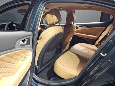 2022 Genesis THE NEW G70 — миниатюра 32