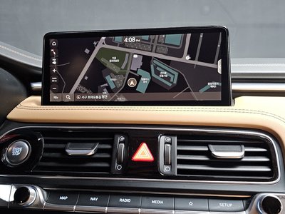 2022 Genesis THE NEW G70 — миниатюра 20